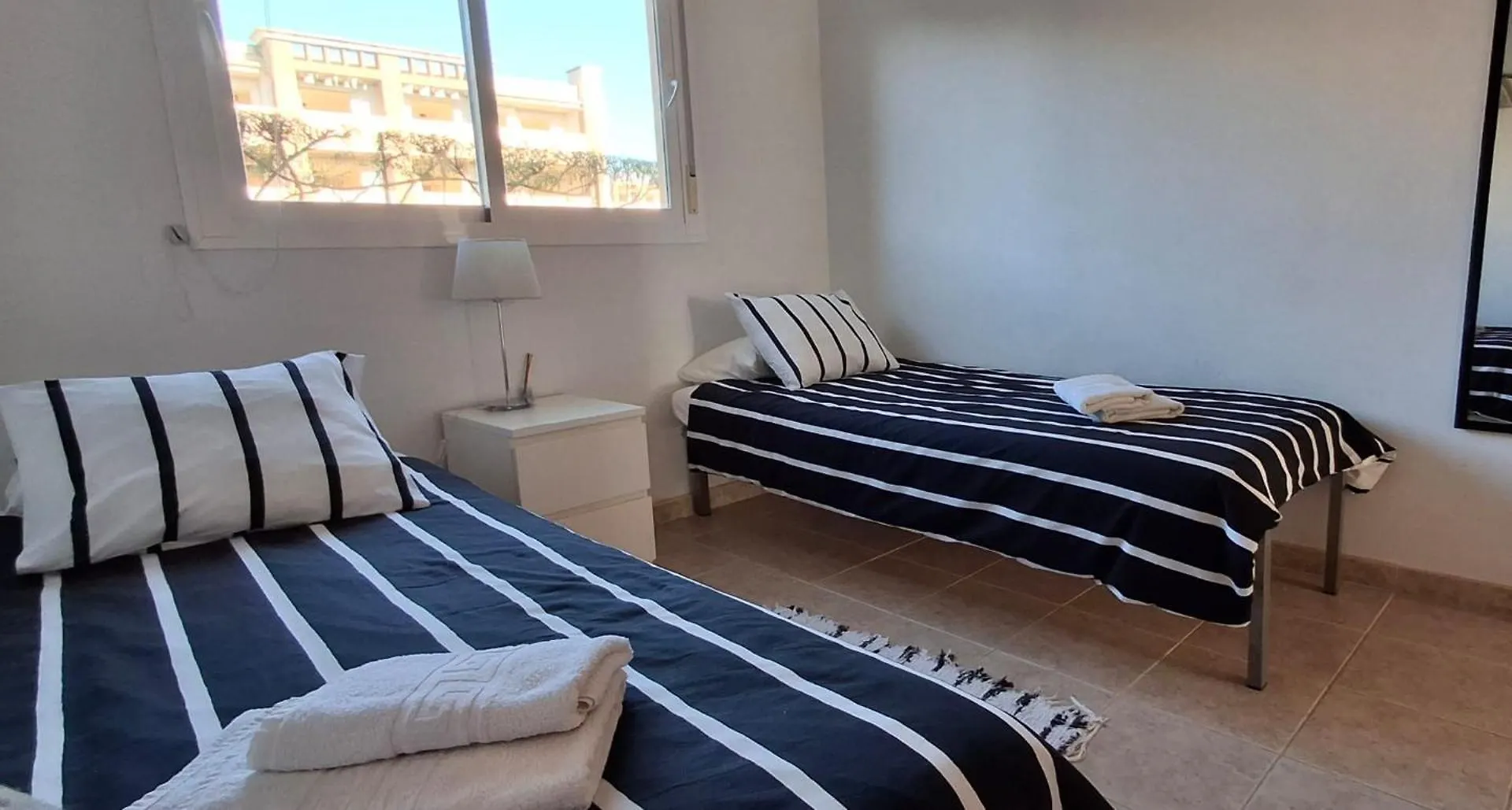 Superb 2 Beds Casares Del Sol Apartman